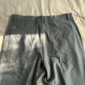 Men’s Primo Light Gray Jogger NWOT - Light Gray With Black Strap